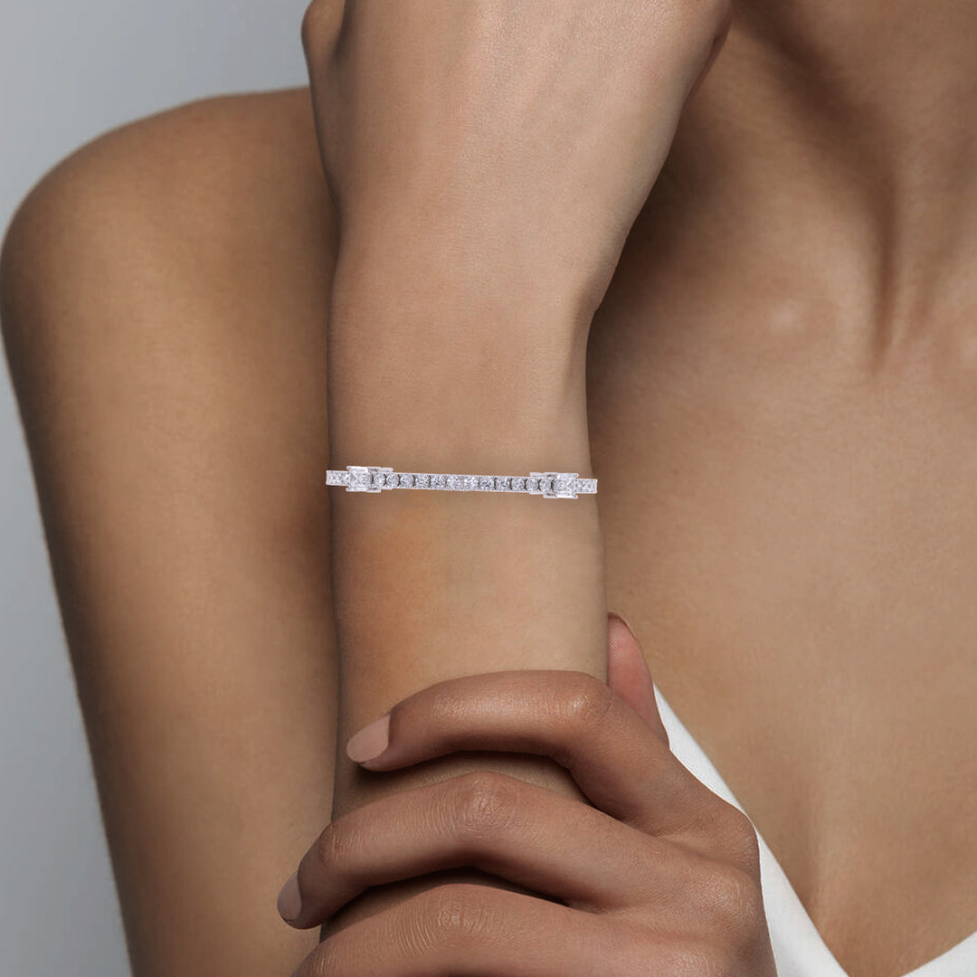 Fusion Tennis Bracelet with Round and Emerald