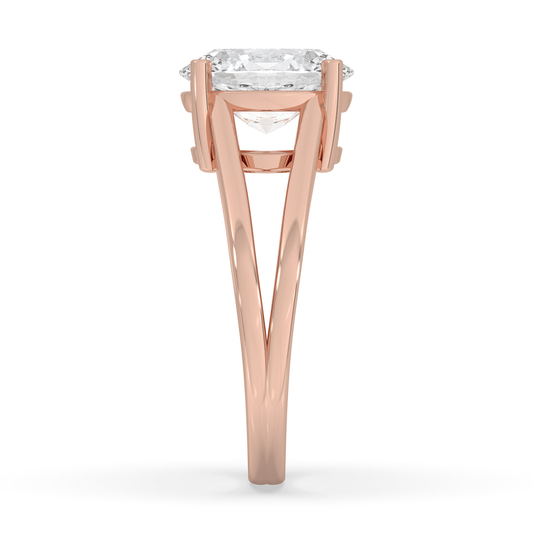 Oval Engagement Ring